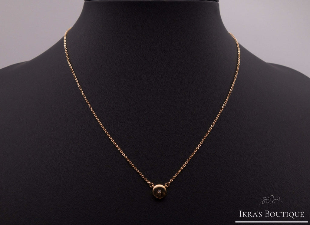 Berceste series Halskette mit Rundanhänger und Zirkoniastein - Ikra's Boutique