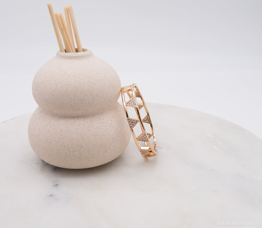 Gold Ummanteltes Triangle Zirkonia Armband - Ikra's Boutique